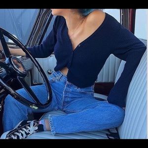 Brandy Melville Shannon Cardigan